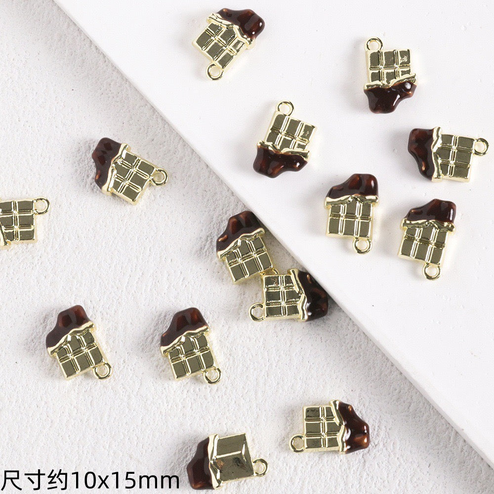✨ Cannelé Coffee Croissant Alloy Enamel Pendant ✨